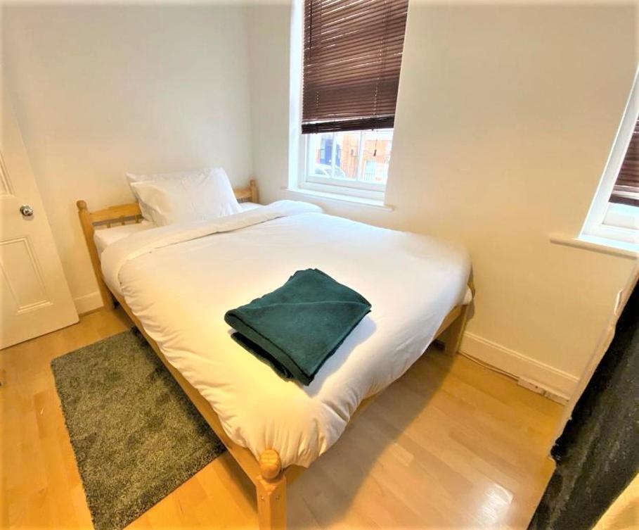 Smart 1 Bedroom Apartment In The City - Islington Londra Dış mekan fotoğraf